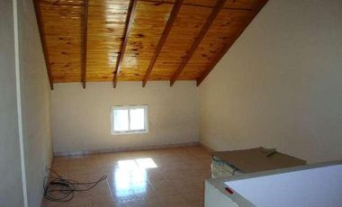 Venta - oportunidad - Triplex 4 amb.  en Ramos Mejia