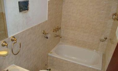 Venta - oportunidad - Triplex 4 amb.  en Ramos Mejia