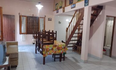 Casa en venta - 5 Dormitorios 3 Baños 2 Cocheras - 403Mts2 - Mar del Tuyú