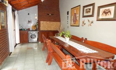 Chalet en Venta en Quilmes Sur