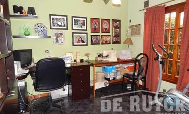 Chalet en Venta en Quilmes Sur