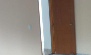 PH en venta - 1 dormitorio 1 baño - 52mts2 - Berazategui