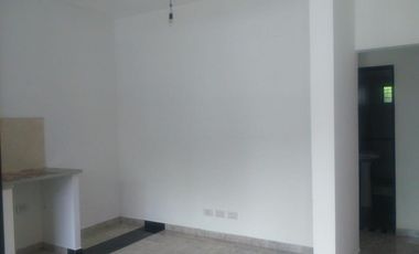 PH en venta - 1 dormitorio 1 baño - 52mts2 - Berazategui