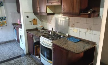 Casa - Claypole