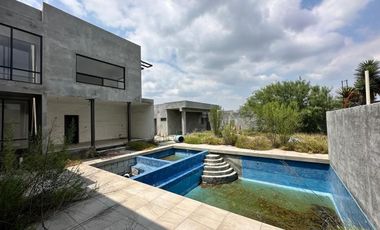 Quinta en Venta en Portal de Norte, Zuazua NL