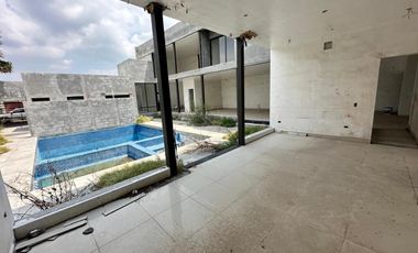Quinta en Venta en Portal de Norte, Zuazua NL