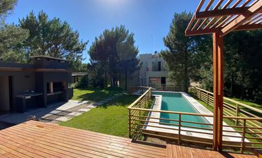 VENTA, CASA, COSTA ESMERALDA, RESIDENCIAL I, LOTE AL 300, 8 AMBIENTES