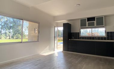 Casa de 4 Ambientes - Venta - Pileta - Barrio Lares de Canning