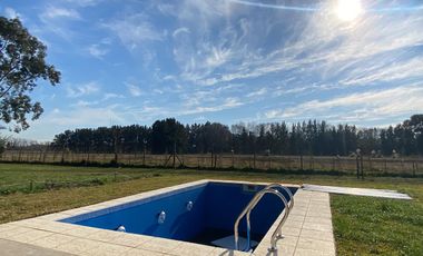 Casa de 4 Ambientes - Venta - Pileta - Barrio Lares de Canning