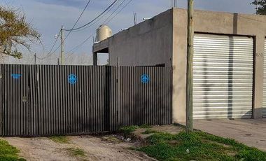 Local en venta - 1 baño - 74mts2  - Merlo