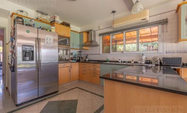 Casa con 3 dormitorios en venta en Solares Del Talar