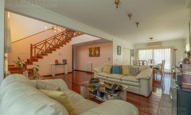 Casa con 3 dormitorios en venta en Solares Del Talar