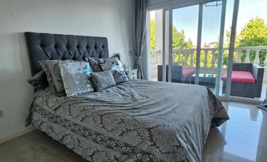 Casa en  alquiler con muebles en castores, Nordelta