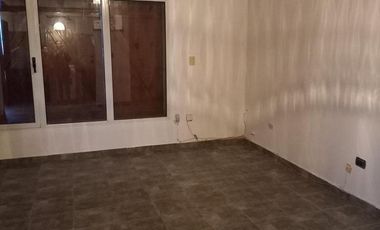 Casa en venta -  2 dormitorios 1 baño - 96mts2 - Mar De Cobo