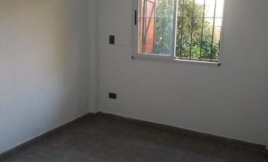 Casa en venta -  2 dormitorios 1 baño - 96mts2 - Mar De Cobo