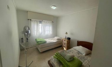 Casa en venta - 3 dormitorios 2 baños - 170mts2  - San Clemente Del Tuyú