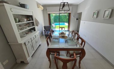 Casa - Temperley Oeste