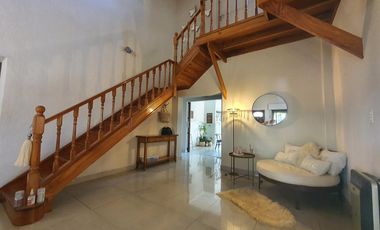 Casa - Temperley Oeste