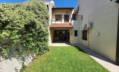 Casa - Temperley Oeste