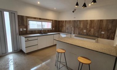 DUPLEX 2 DORMITORIOS PLOTTIER , EN VENTA