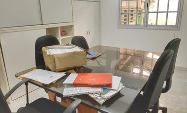 Galpón oficinas viviendas 600m2