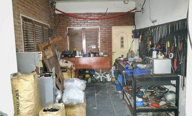 Galpón oficinas viviendas 600m2