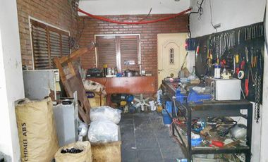 Galpón oficinas viviendas 600m2