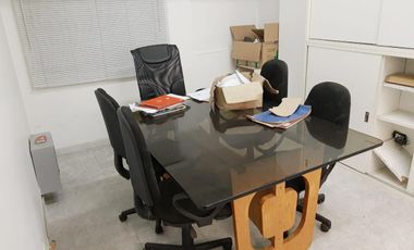 Galpón oficinas viviendas 600m2