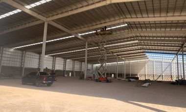 11000 m2 CUBIERTOS AAA