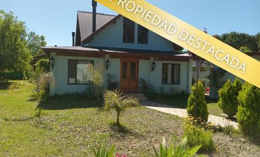 EXCELENTE CASA DE 8 AMBIENTES EN LOTE DE 1000m2- San Bernardo Del Tuyu