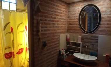EXCELENTE CASA DE 8 AMBIENTES EN LOTE DE 1000m2- San Bernardo Del Tuyu