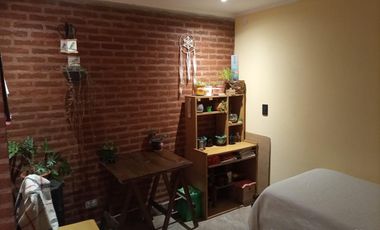 EXCELENTE CASA DE 8 AMBIENTES EN LOTE DE 1000m2- San Bernardo Del Tuyu