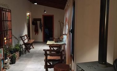 EXCELENTE CASA DE 8 AMBIENTES EN LOTE DE 1000m2- San Bernardo Del Tuyu