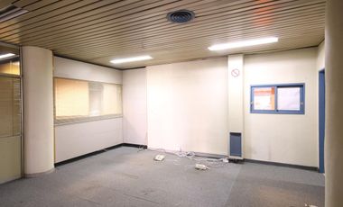 Oficina en Alquiler sobre Av 9 de Julio