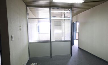 Oficina en Alquiler sobre Av 9 de Julio