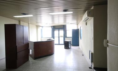 Oficina en Alquiler sobre Av 9 de Julio