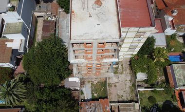 Departamento en venta de 2 amplios ambientes en General San Martin