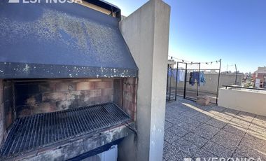 Departamento en venta en Castelar  con terraza privada