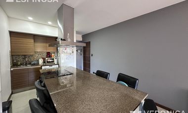Departamento en venta en Castelar  con terraza privada