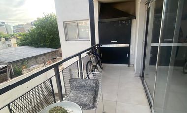 Departamento 3 ambientes en venta en Moron Sur