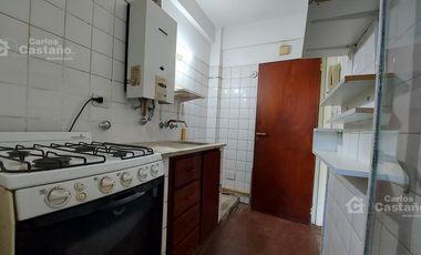 Exc. Zona del Bajo de Vte. López, 2 Amb. al Contrafrente, 2º Piso por Escalera, Muy Luminoso