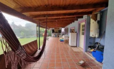 Casa en venta - 4 dormitorios 2 baños - 120mts2  - Exaltación De La Cruz