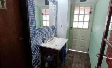 Casa en venta - 4 dormitorios 2 baños - 120mts2  - Exaltación De La Cruz