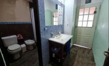 Casa en venta - 4 dormitorios 2 baños - 120mts2  - Exaltación De La Cruz