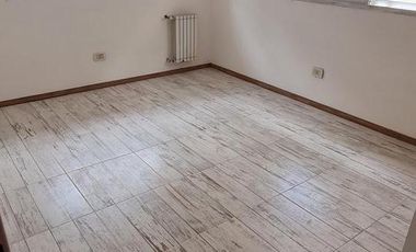 EXCLUSIVO TRIPLEX PILETA SUM