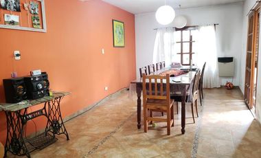 Casa - Turdera