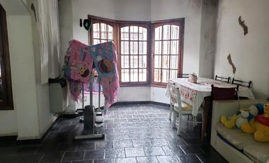 Casa - Turdera