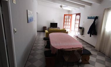 Venta Casa 3 dormitorios - Villa Mari Menuco