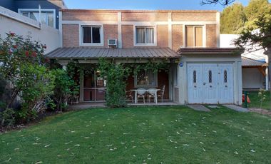 Venta Casa 3 dormitorios - Villa Mari Menuco