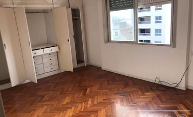 Departamento en venta , 4 ambientes en Quilmes centro, con cochera